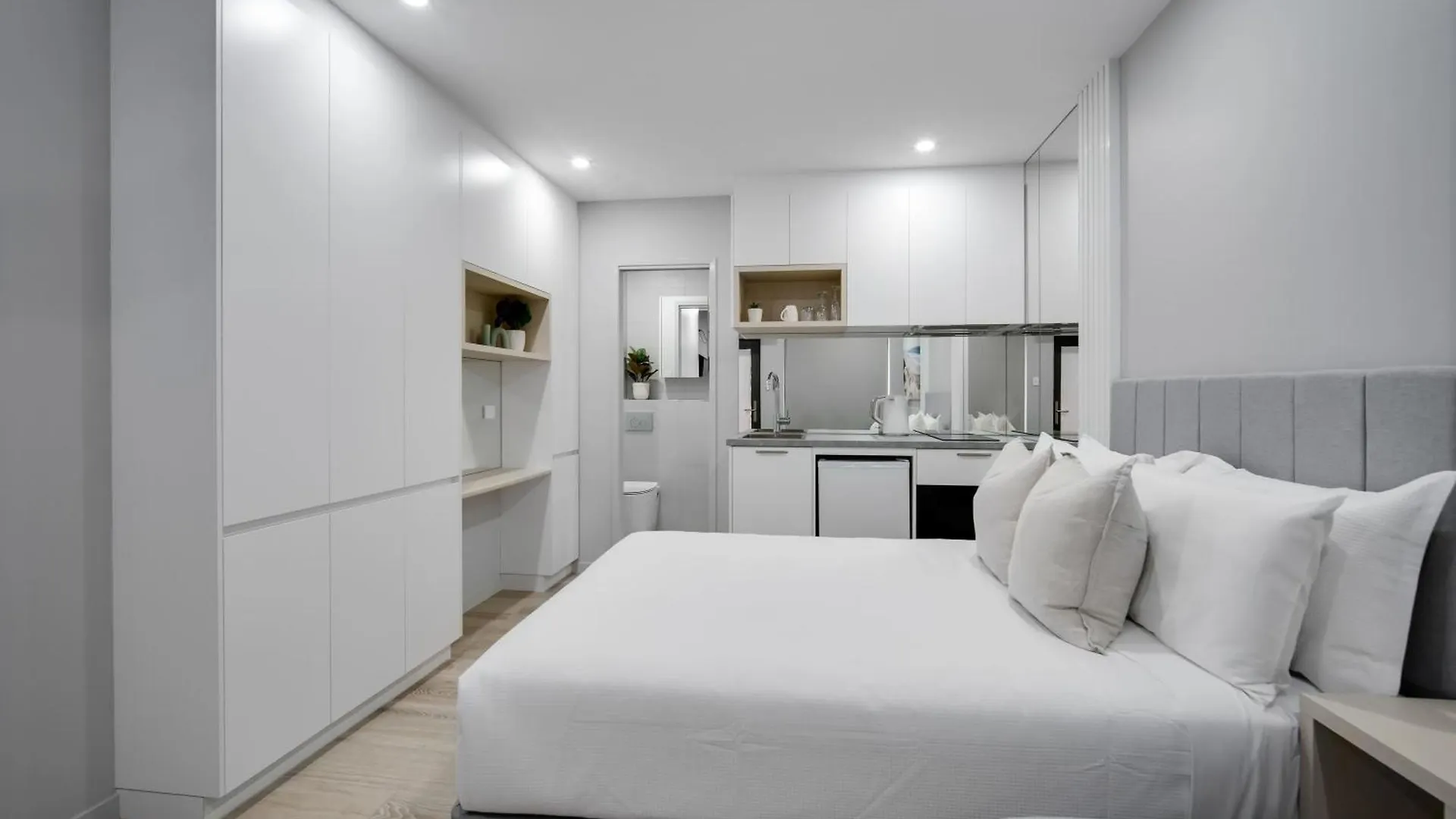 **** Hotel Belmoral Corporate Suites (Adults Only) Townsville Australia